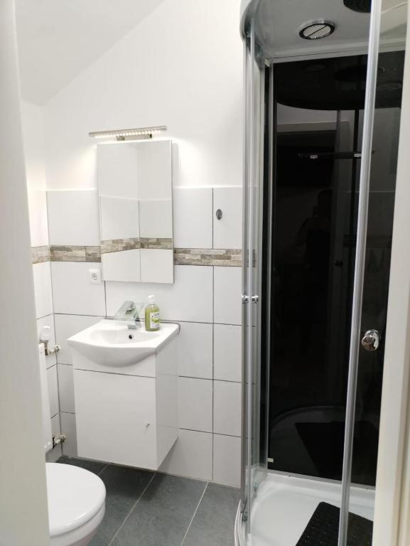 Hotel 24 Bilstein المظهر الخارجي الصورة
